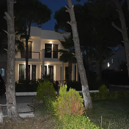 فيلة Splendida Con Giardino Sulla Spiaggia غوليم